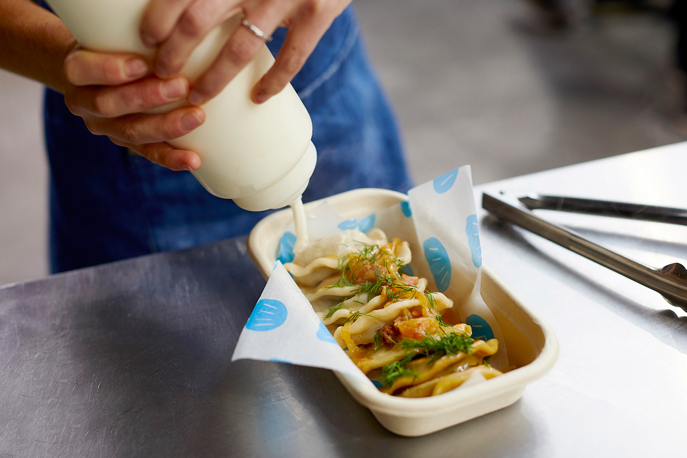 餐飲行業(yè)餃子速食VI形象設(shè)計